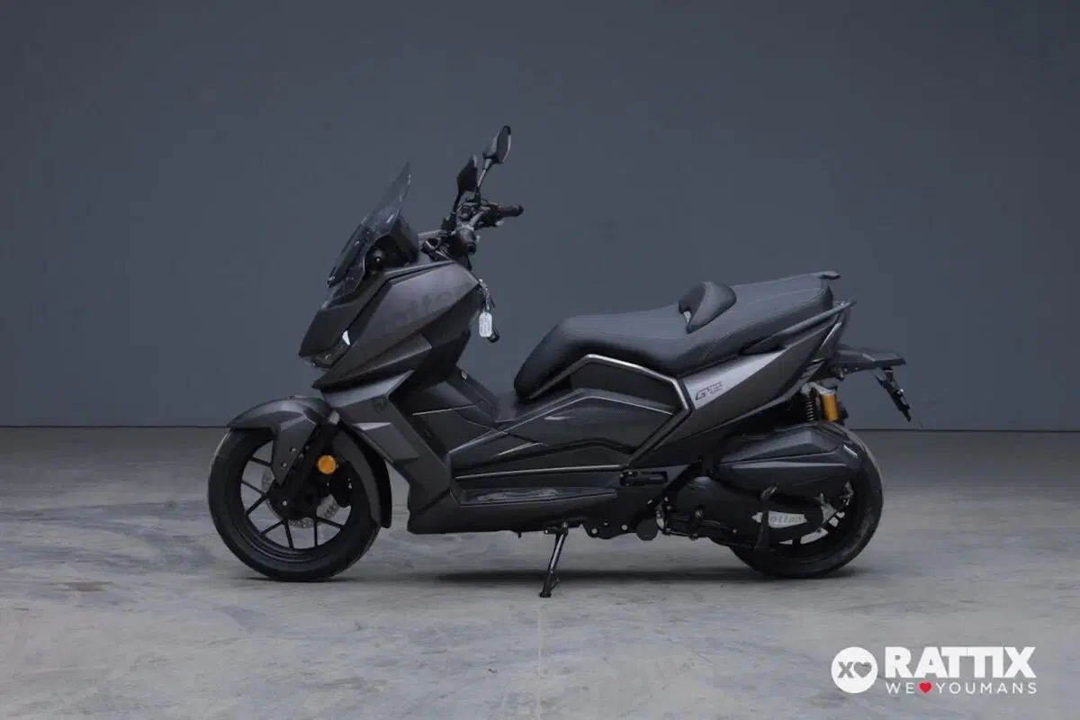 Wottan Motor GT2 300 (2025 - 26) (3)