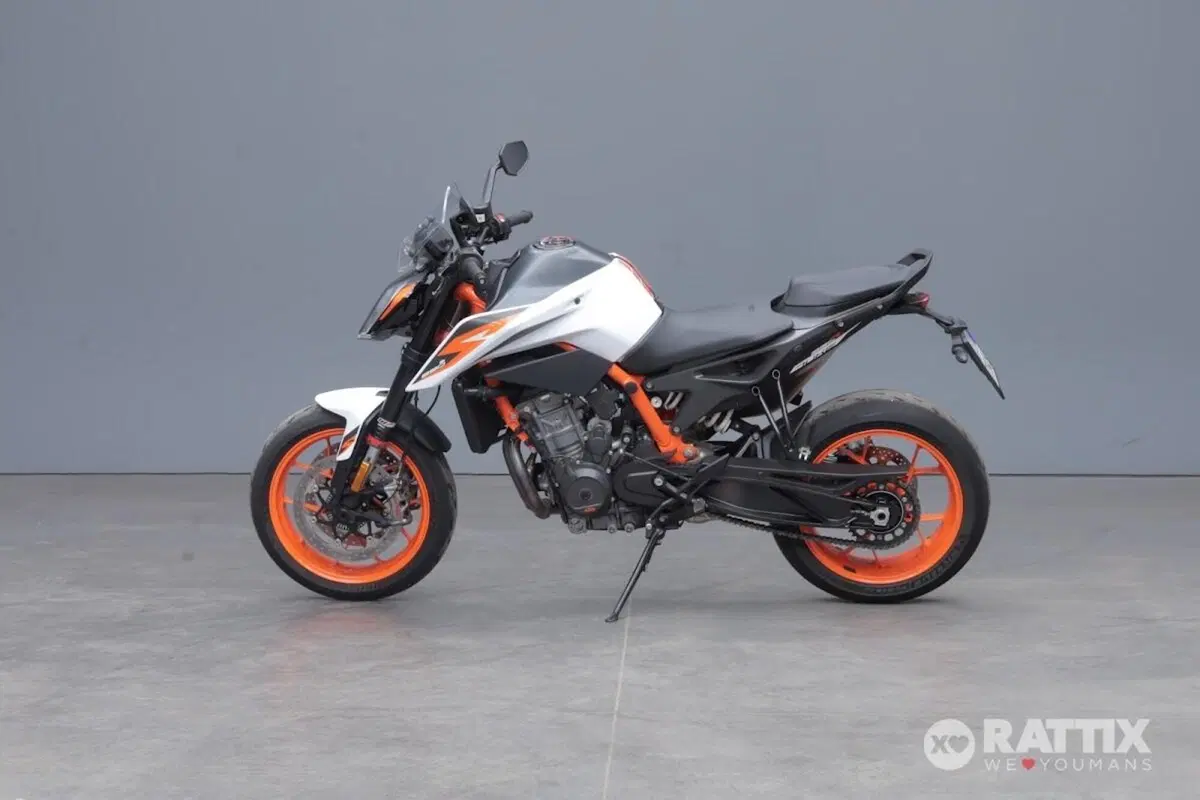 KTM 890 Duke R (2021) (3)