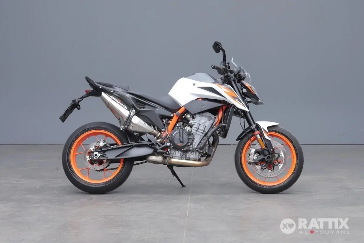 KTM 890 Duke R (2021) (4)