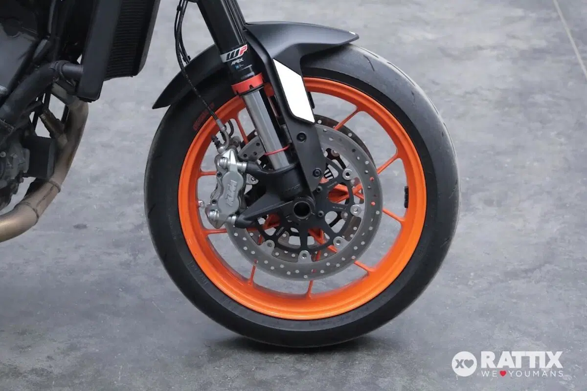 KTM 890 Duke GP (2022 - 23) (9)