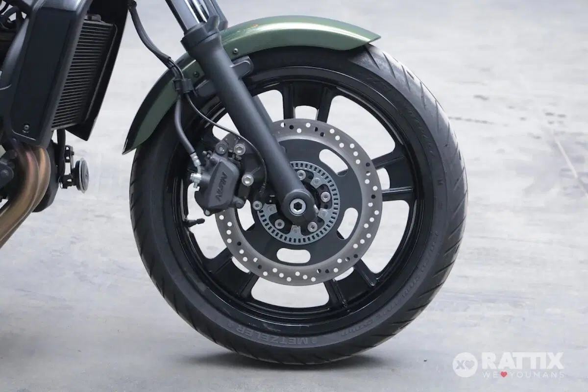 Kawasaki Vulcan 70 Mr Martini 650 ABS (2016) (9)
