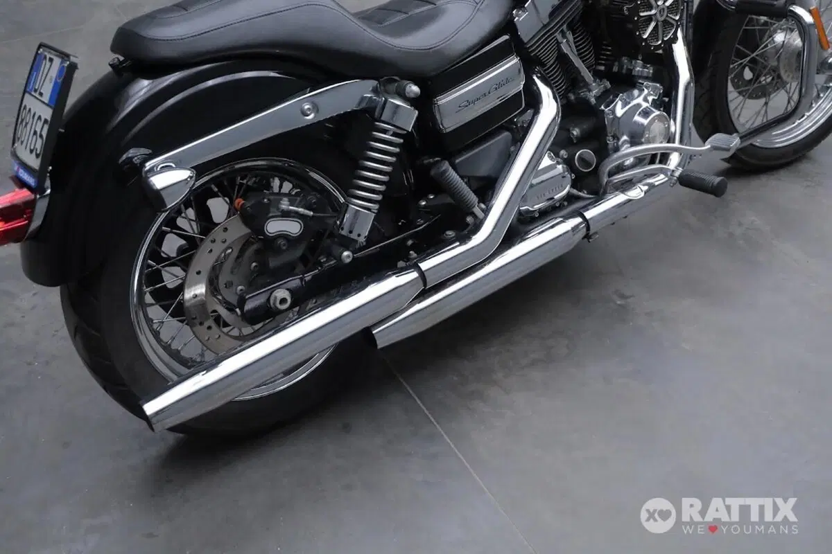 Harley-Davidson 1584 Super Glide Custom (2008 - 13) - FXDC (7)