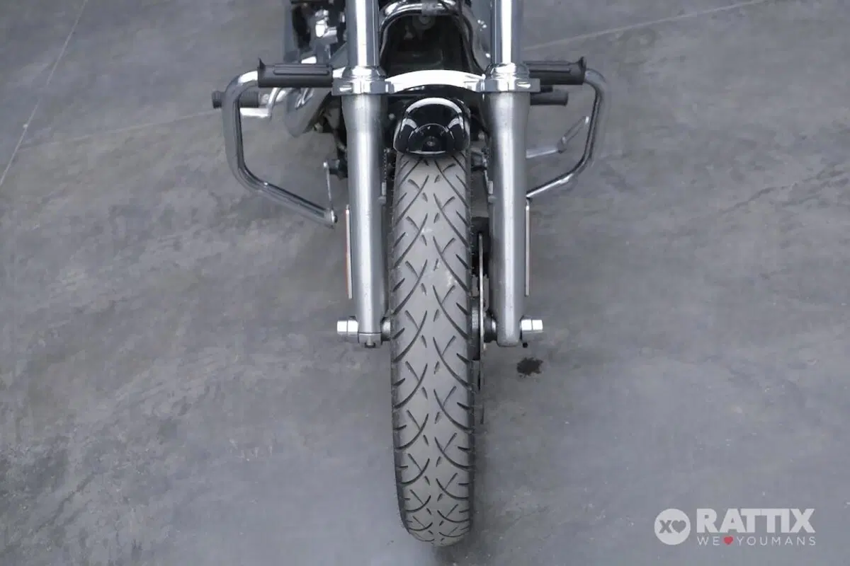 Harley-Davidson 1584 Super Glide Custom (2008 - 13) - FXDC (10)