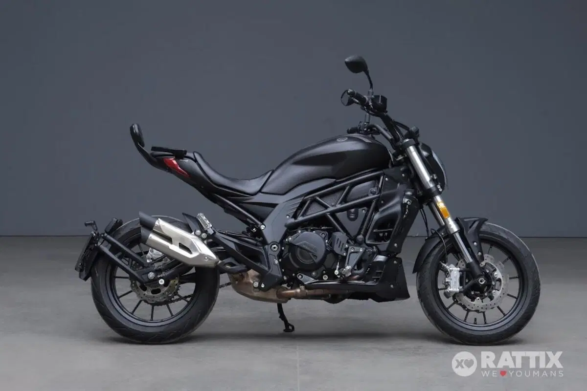 Benelli 502 C (2021 - 25) (4)