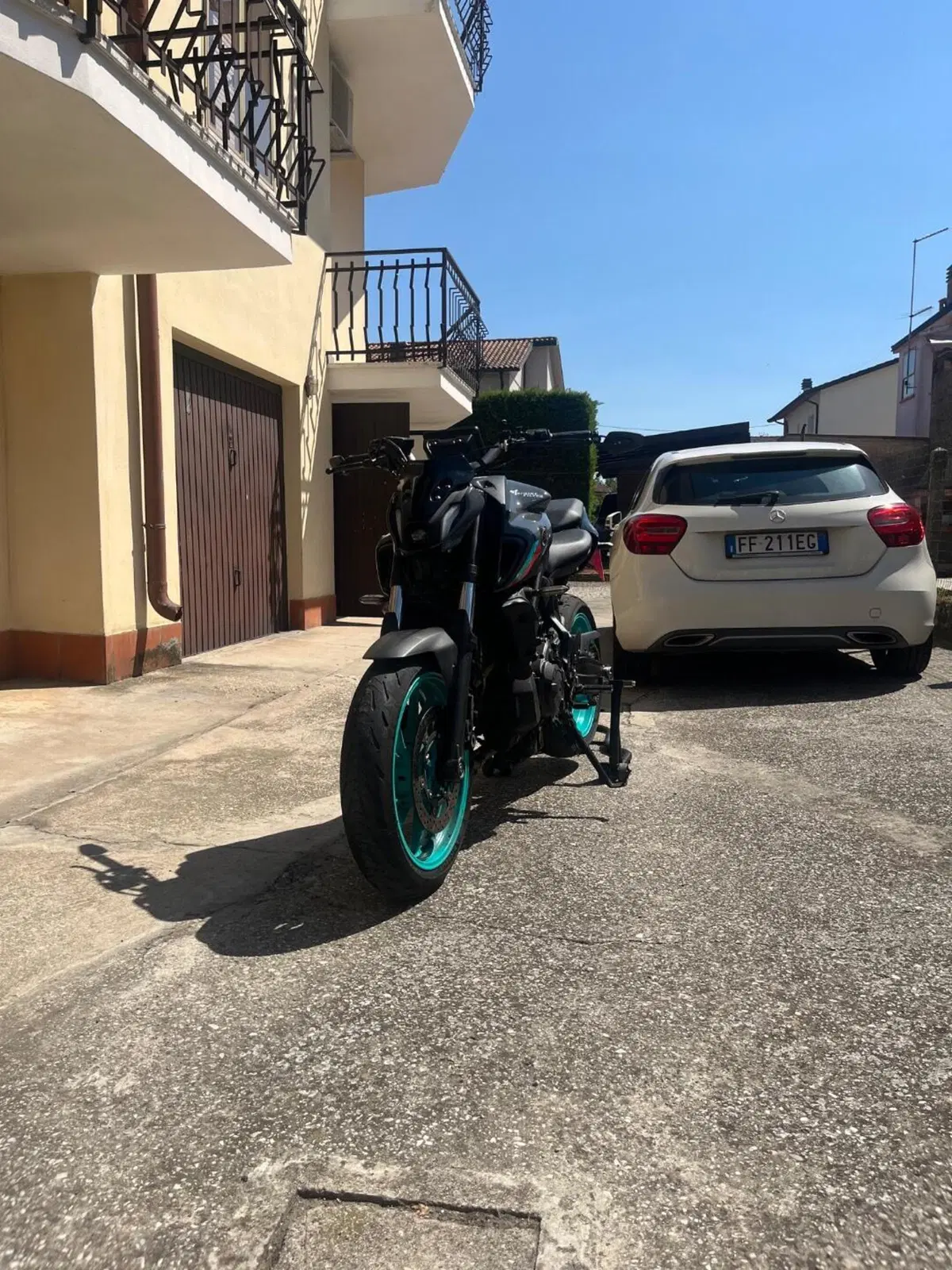 Yamaha MT-07 Pure (2023 - 25) (2)