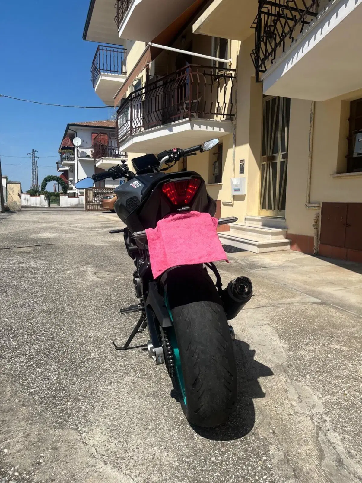 Yamaha MT-07 Pure (2023 - 25) (6)