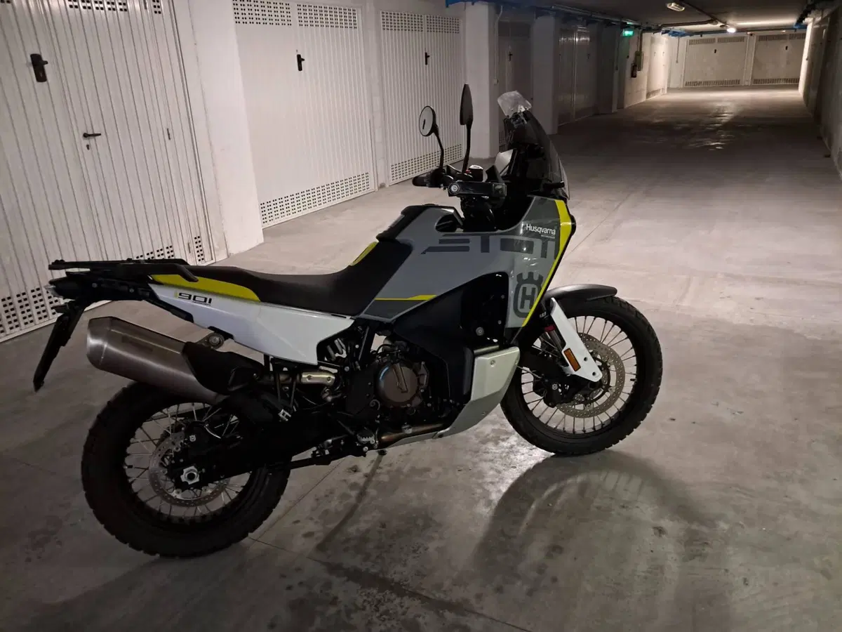 Husqvarna Norden 901 (2022 - 26) (4)