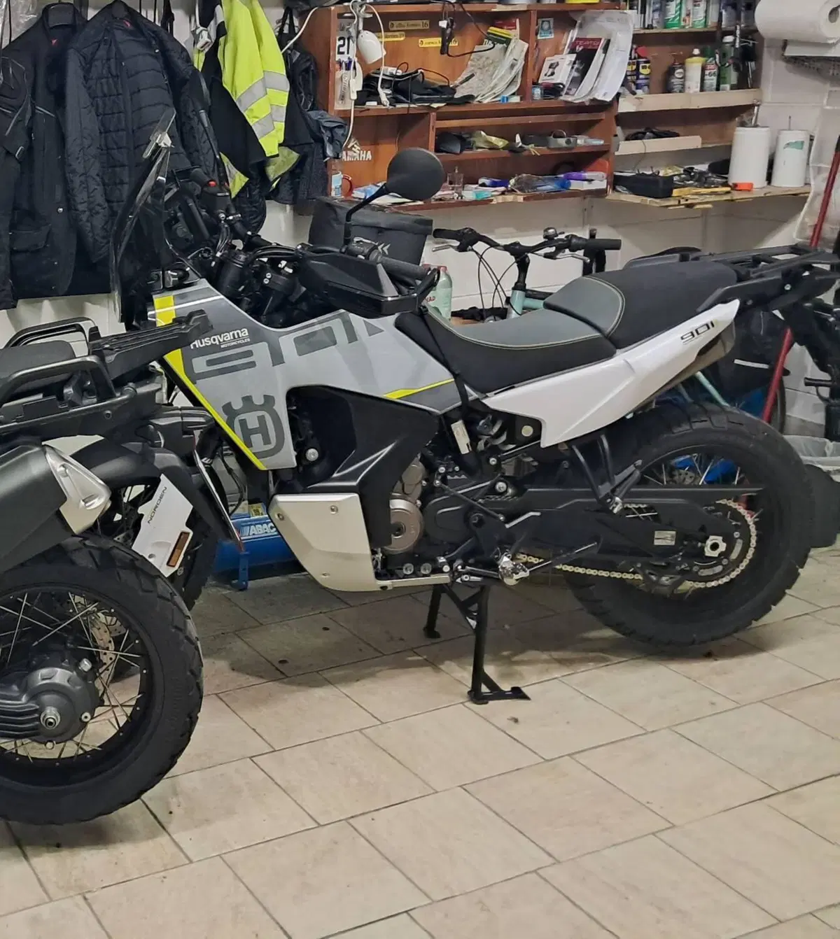Husqvarna Norden 901 (2022 - 26) (5)