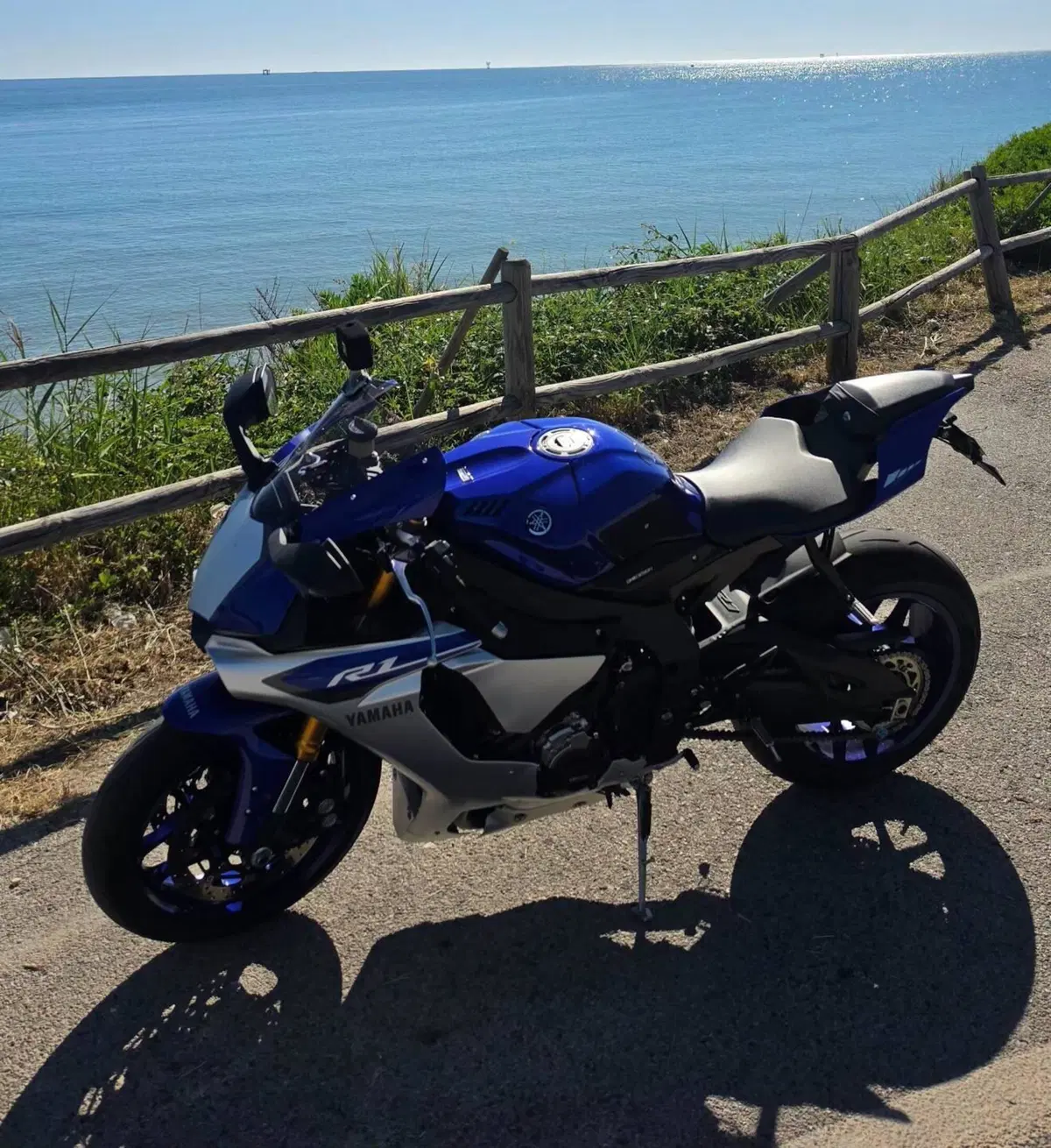 Yamaha YZF R1 (2015 - 16)