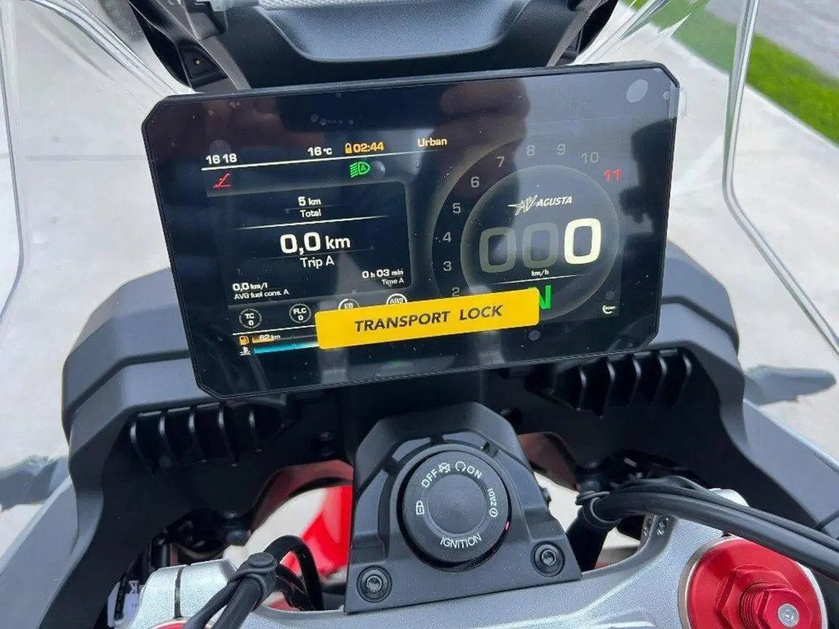 MV Agusta LXP Enduro Veloce (2024 - 25) (6)