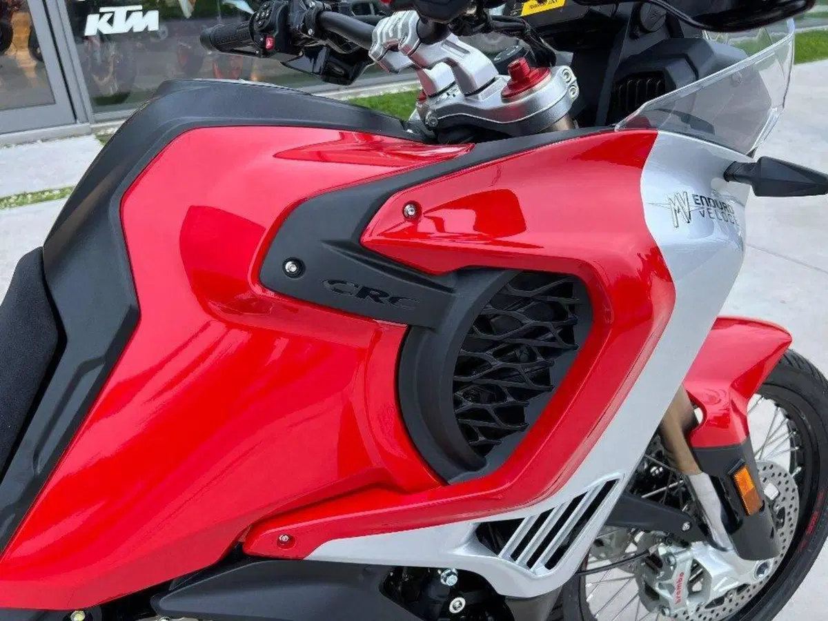 MV Agusta LXP Enduro Veloce (2024 - 25) (12)