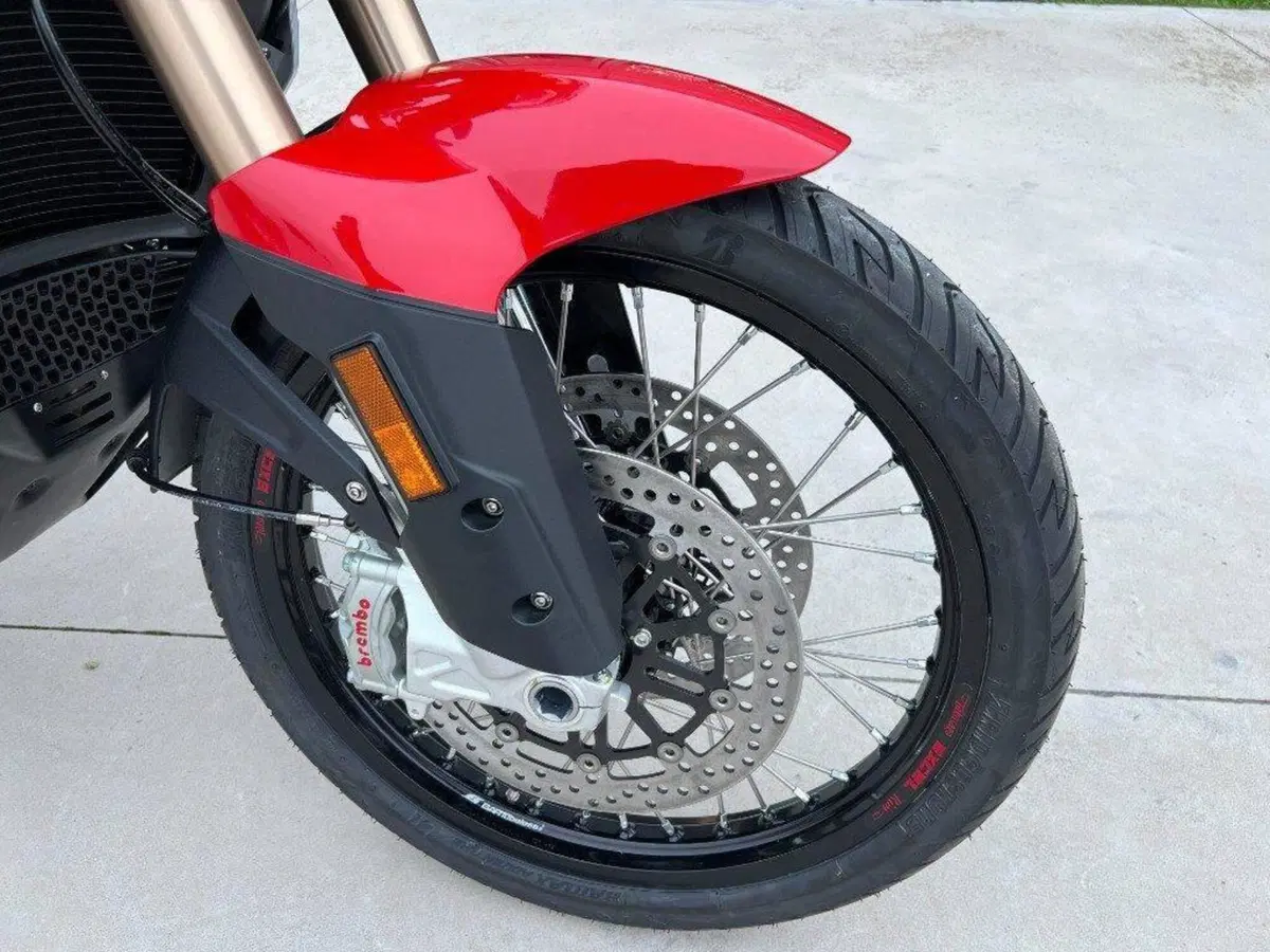 MV Agusta LXP Enduro Veloce (2024 - 25) (13)