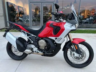 MV Agusta LXP Enduro Veloce (2024 - 25) usata