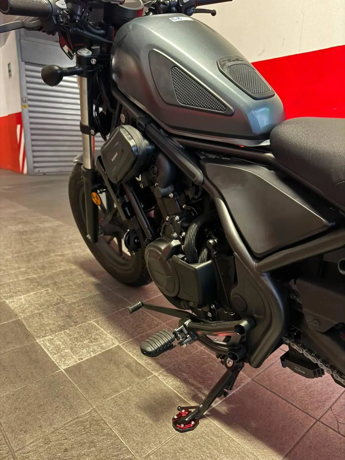 Honda Rebel 250 (2000 - 03) (11)