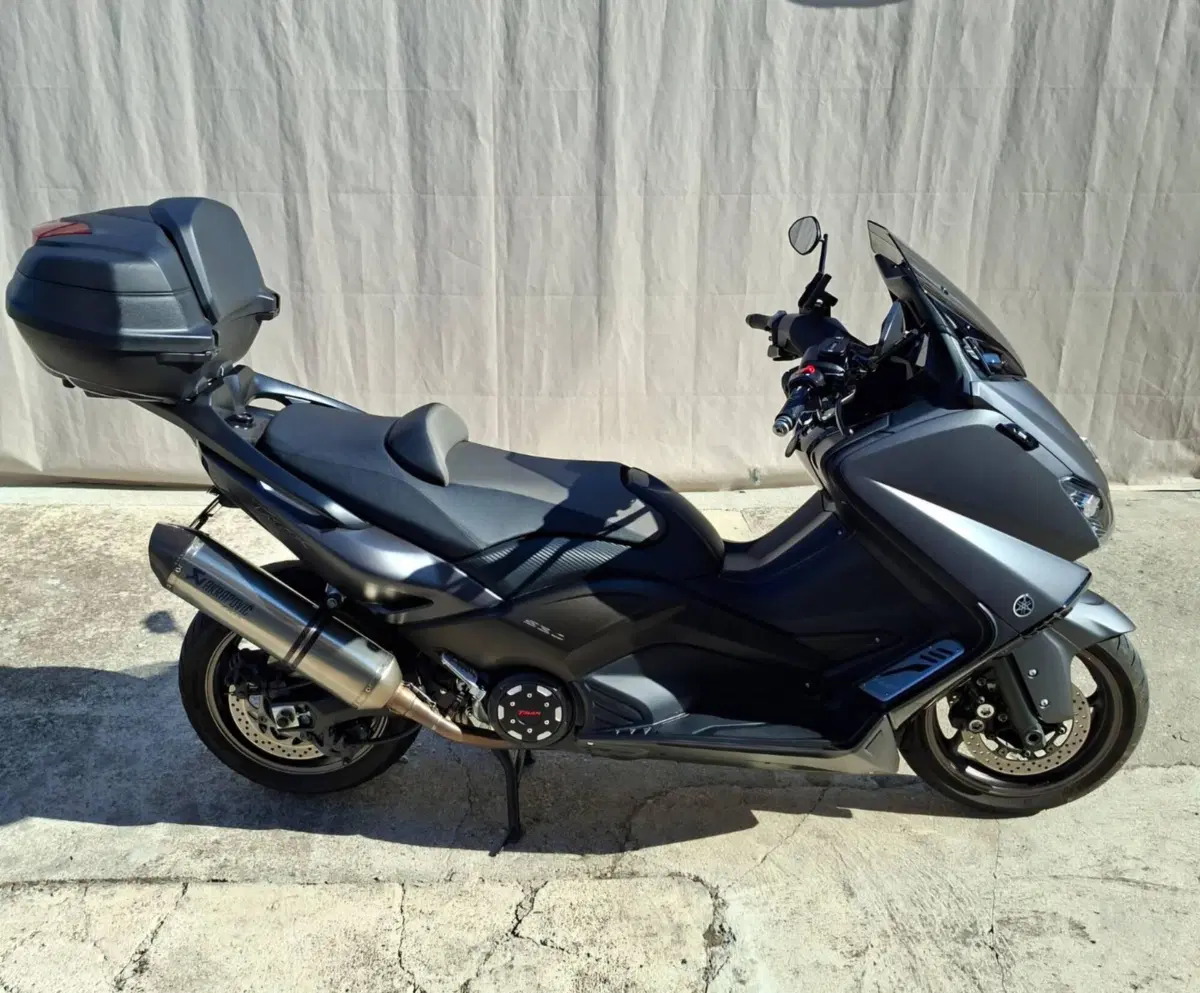 Yamaha T-Max 530 (2012 - 14) (3)