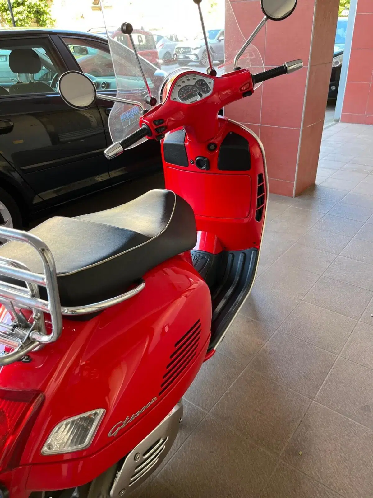 Vespa GTS 300 (2010 - 14) (3)