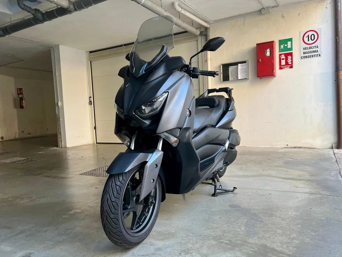 Yamaha X-Max 300 ABS (2017 - 20) (9)
