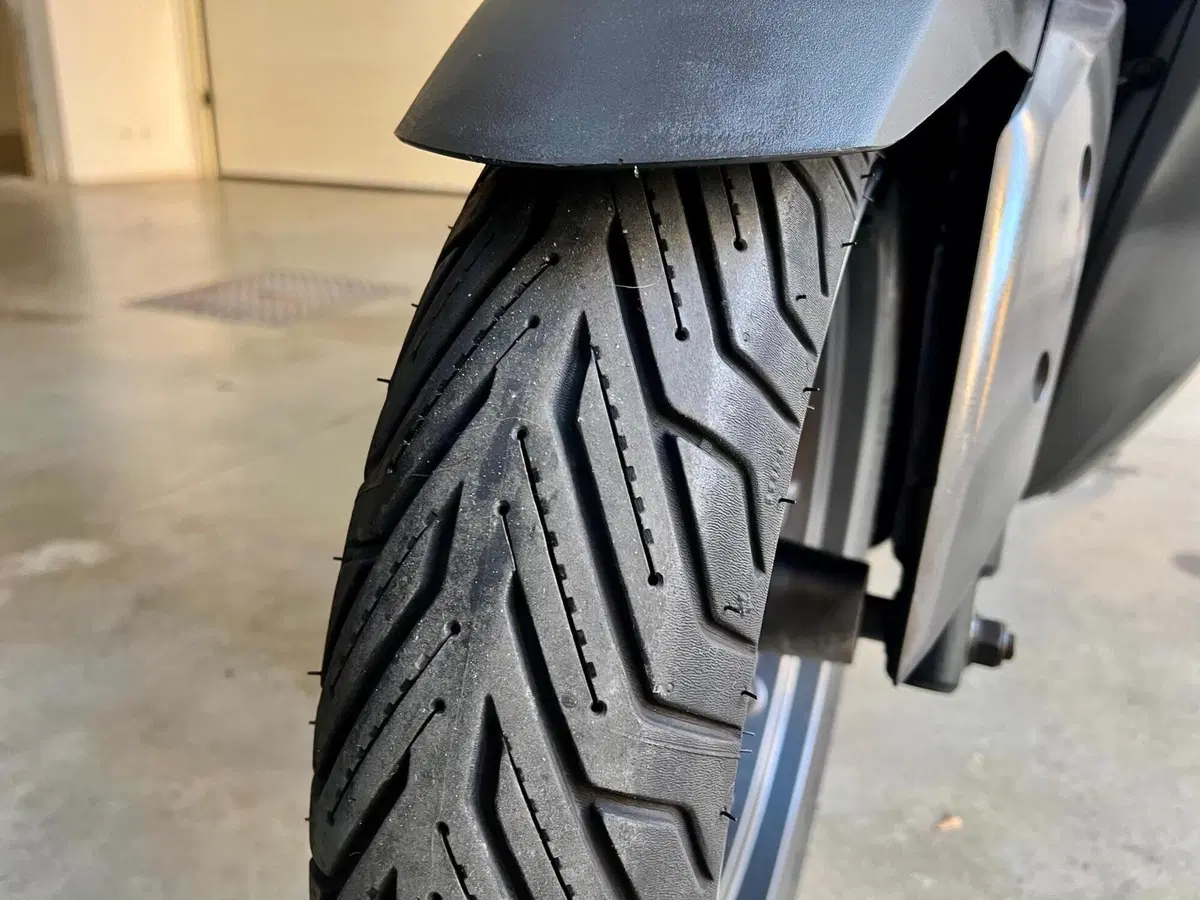 Yamaha X-Max 300 ABS (2017 - 20) (11)