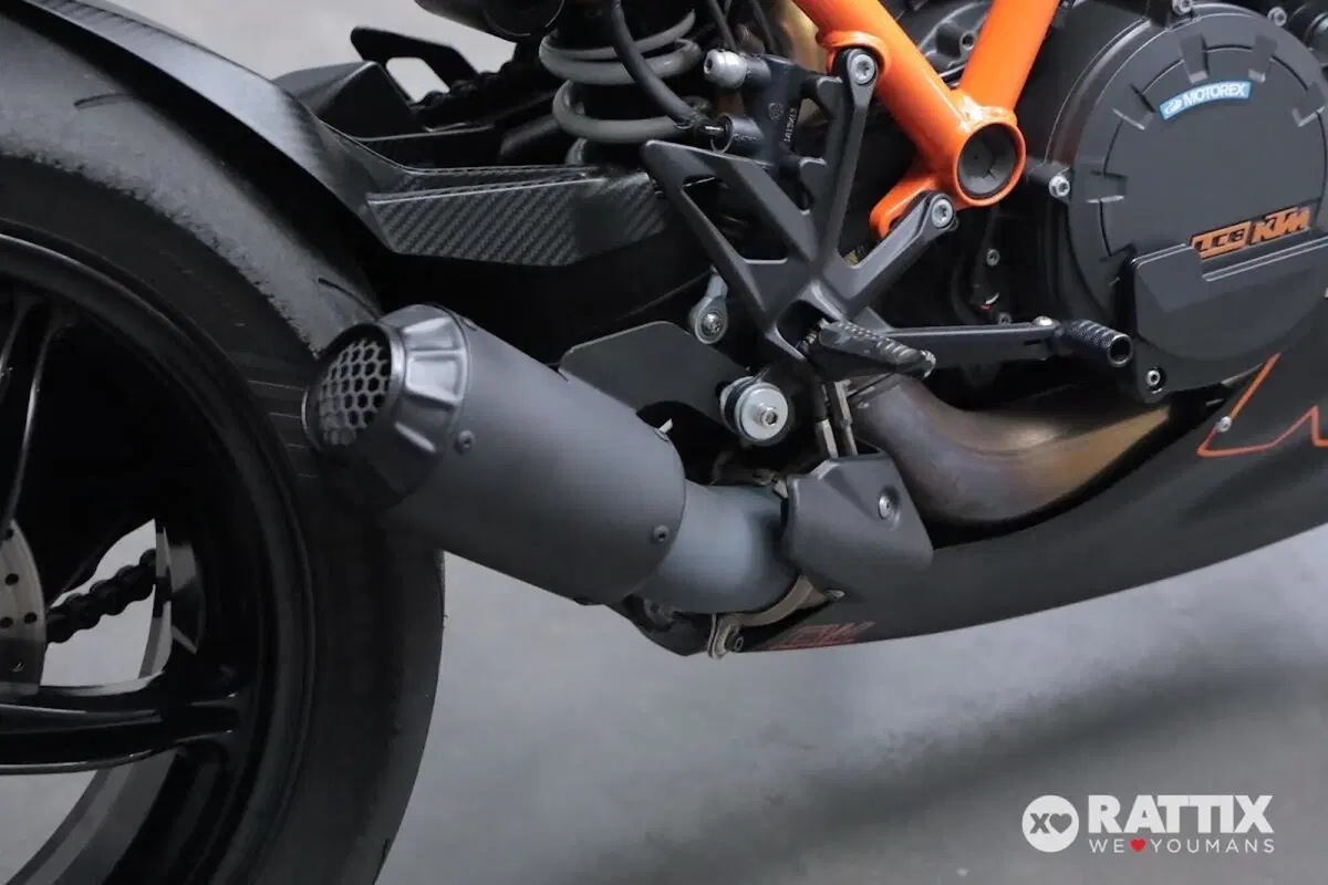 KTM 1290 Super Duke R (2021) (7)