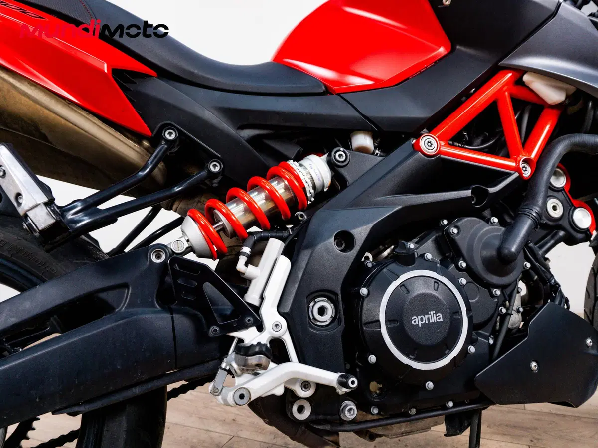 Aprilia Shiver 900 ABS (2017 - 18) (4)
