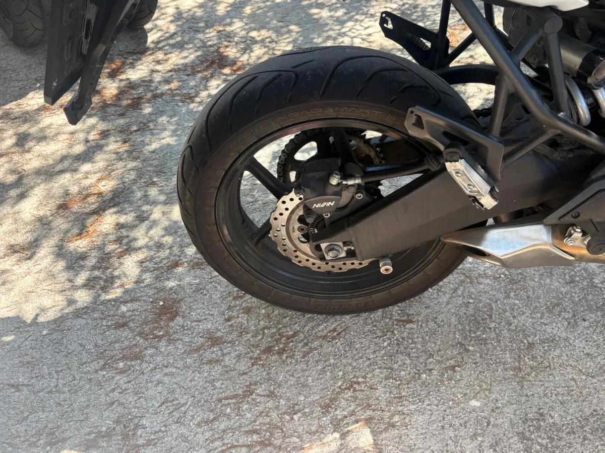 Kawasaki Versys 650 (2021 - 24) (8)