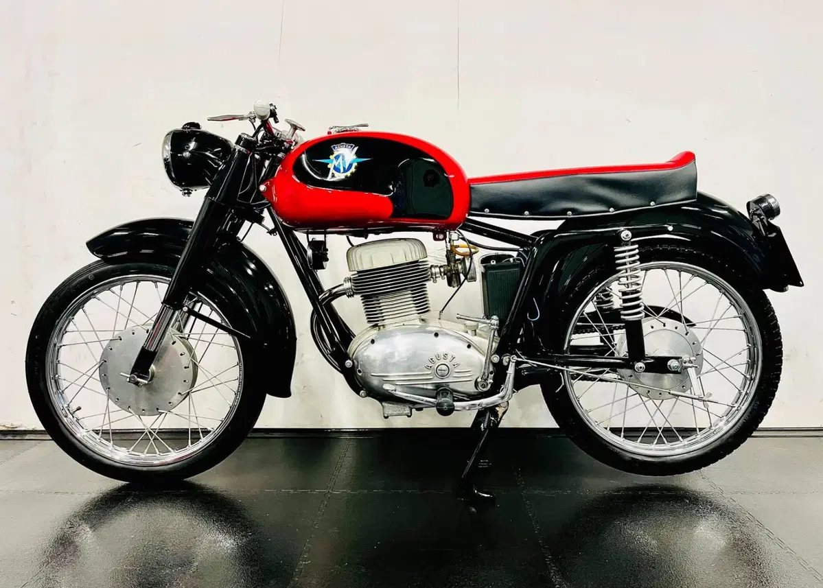 MV Agusta 175 CSTL Lusso (14)