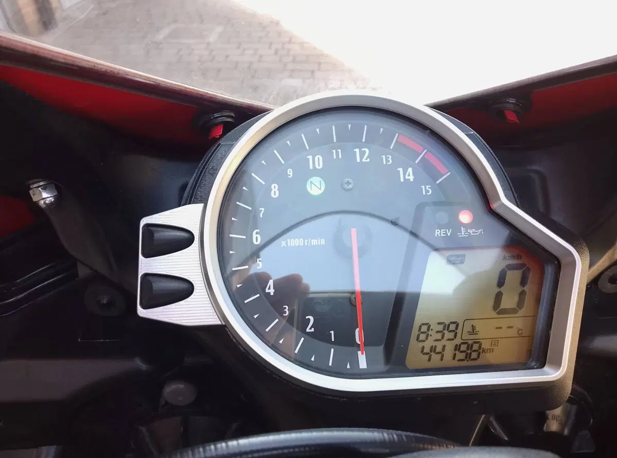 Honda CBR 1000 RR Fireblade (2008 - 11) (8)