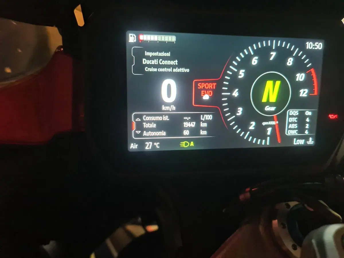 Ducati Multistrada V4 Pikes Peak (2021 - 24) (8)