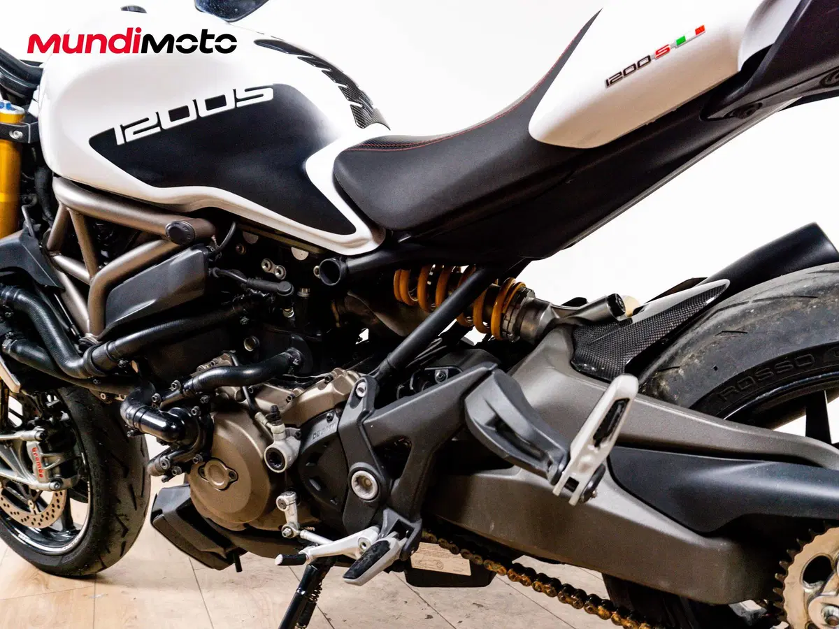 Ducati Monster 1200 S (2014 - 16) (10)