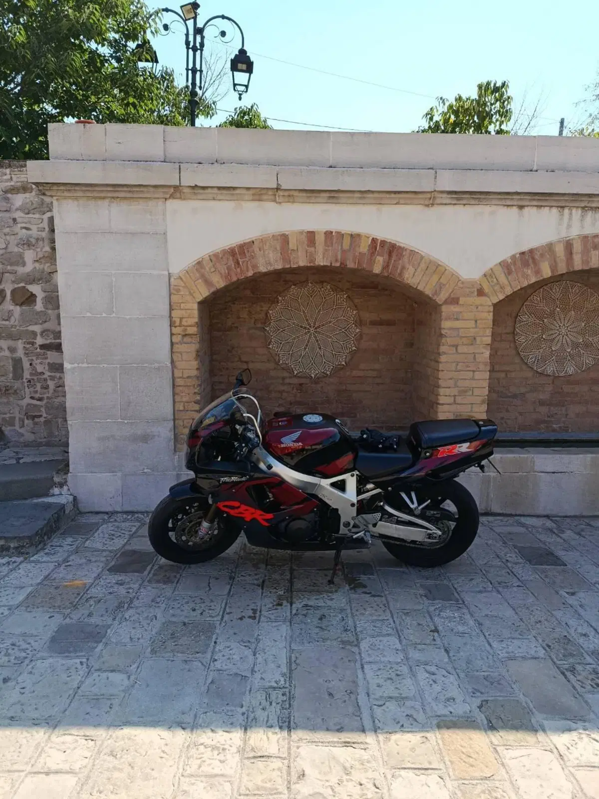 Honda CBR900RR  (2)