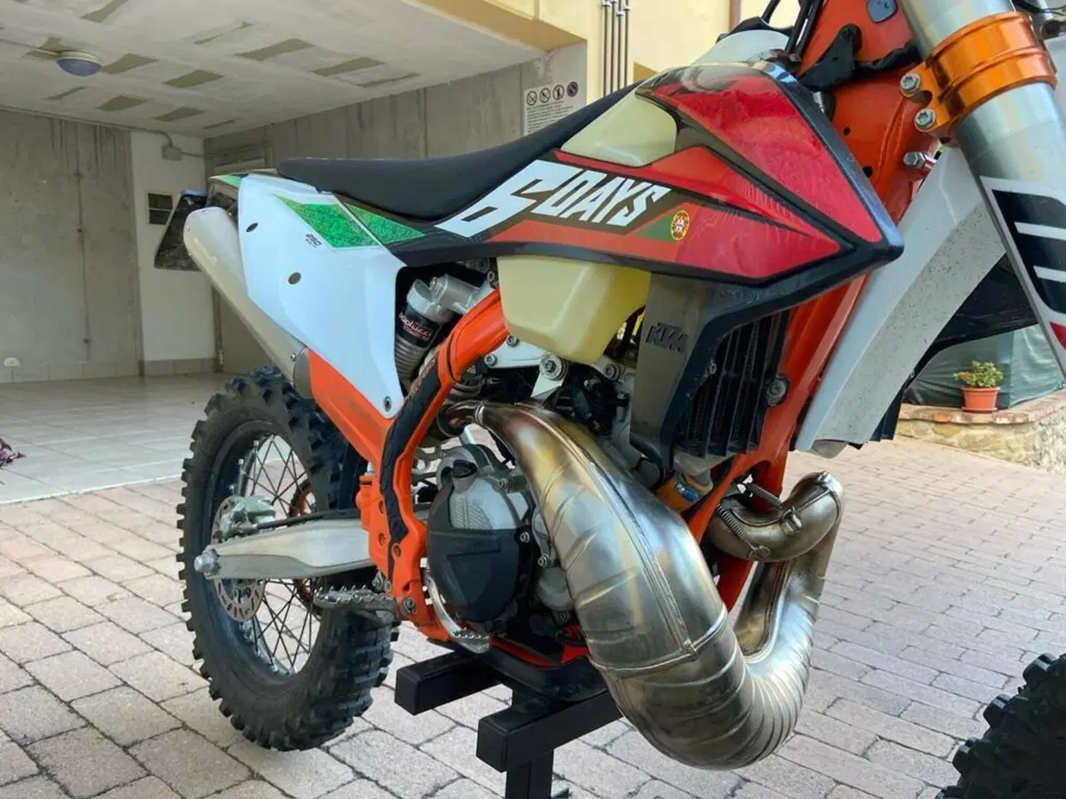 KTM 250 EXC TPI Six Days (2020)