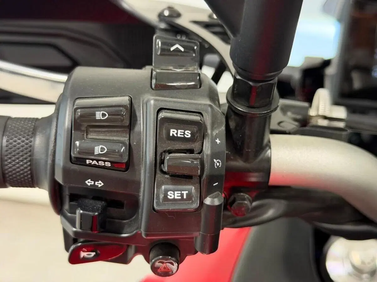 Yamaha MT-09 (2024 - 26) (9)
