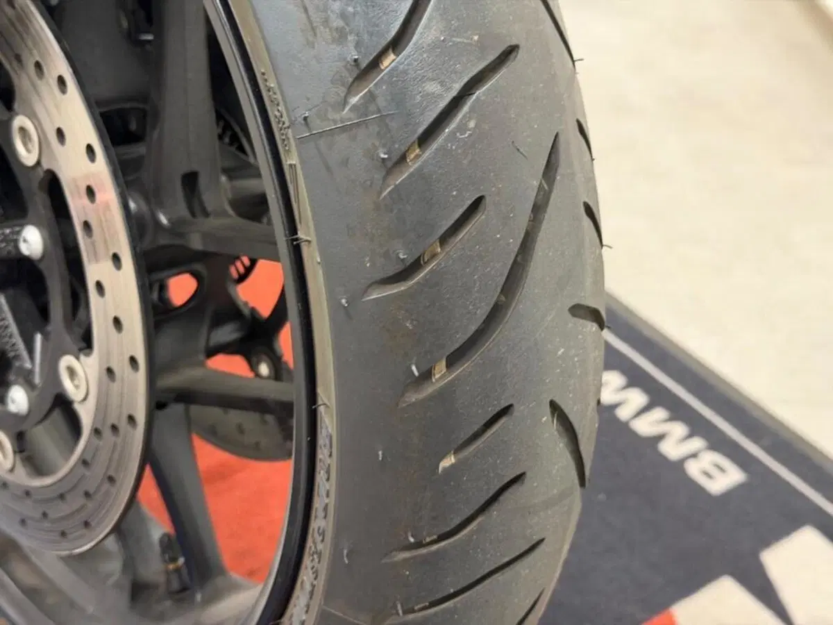 Yamaha MT-09 (2024 - 26) (11)