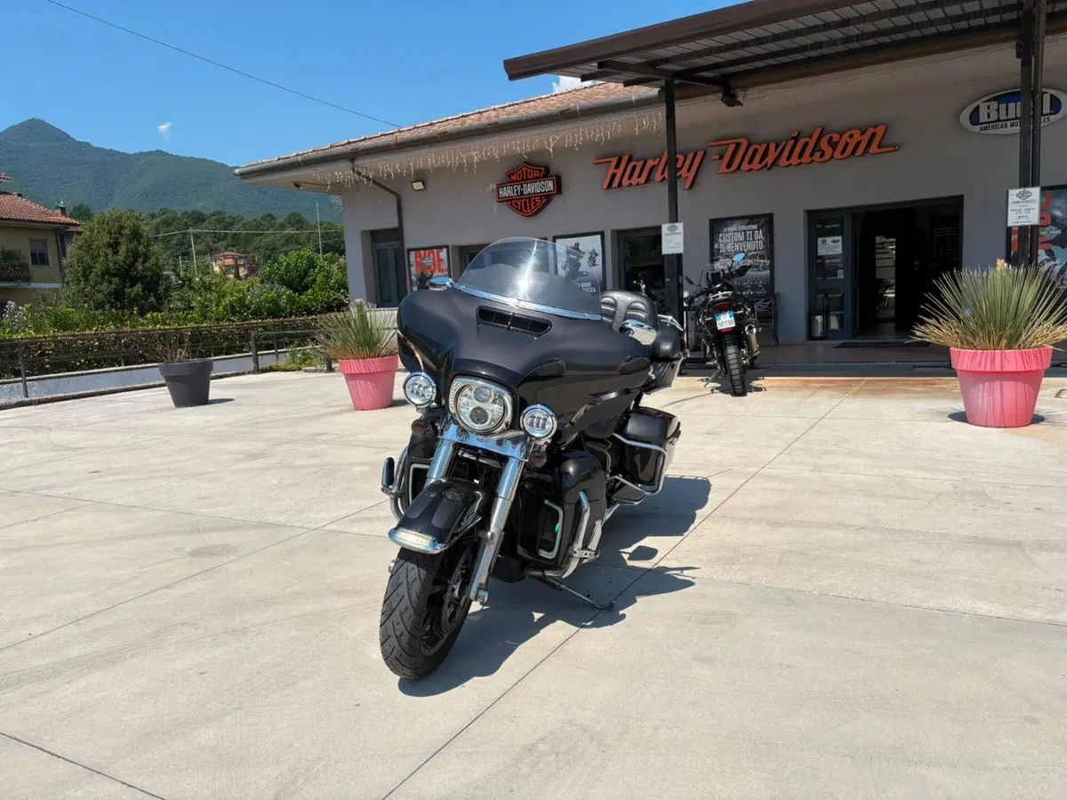 Harley-Davidson 114 Electra Glide Ultra Limited (2020) - FLHTK (3)