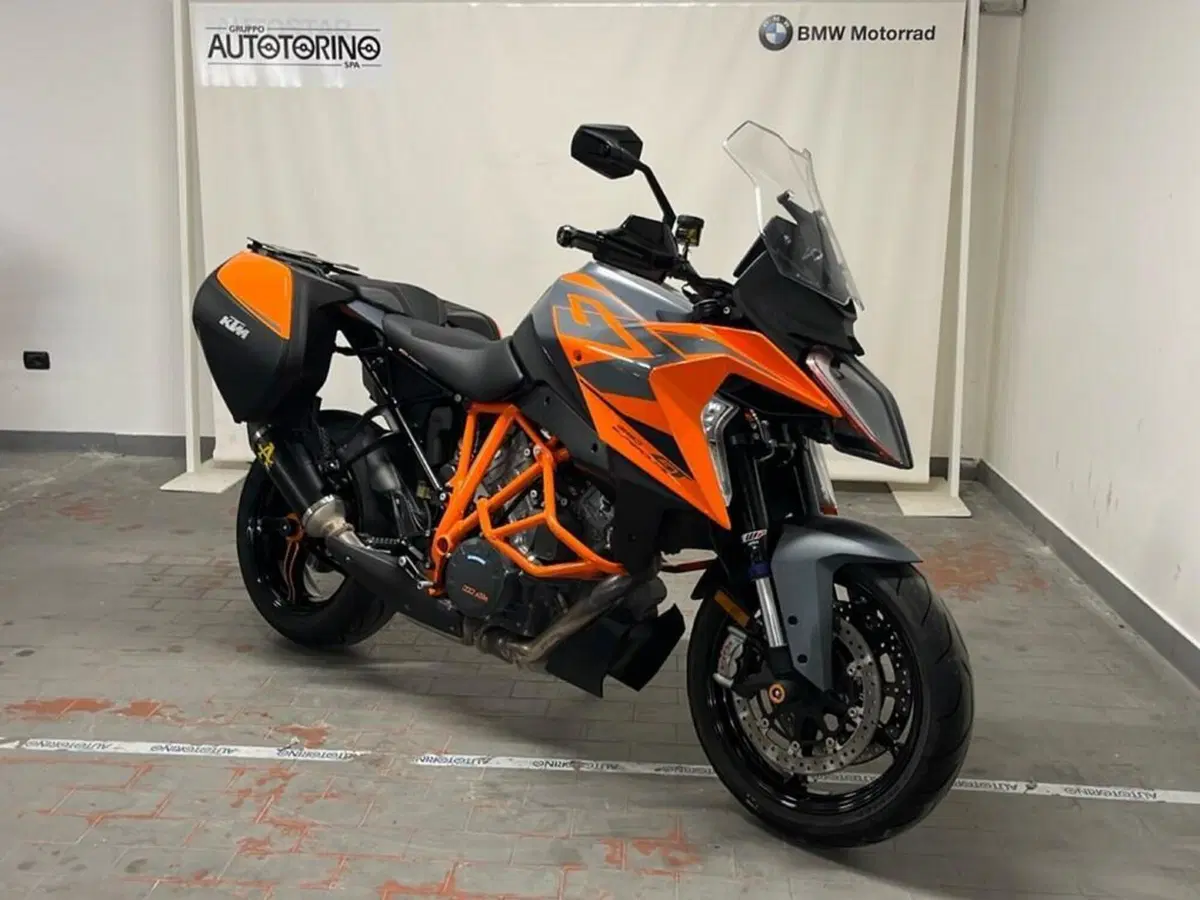 KTM 1290 Super Duke GT (2022 - 25) (3)