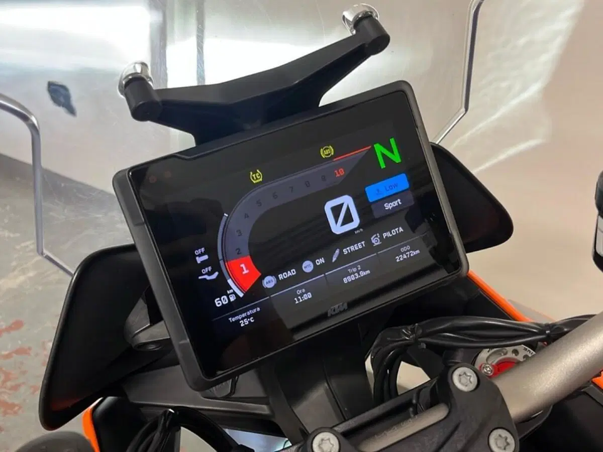 KTM 1290 Super Duke GT (2022 - 25) (12)