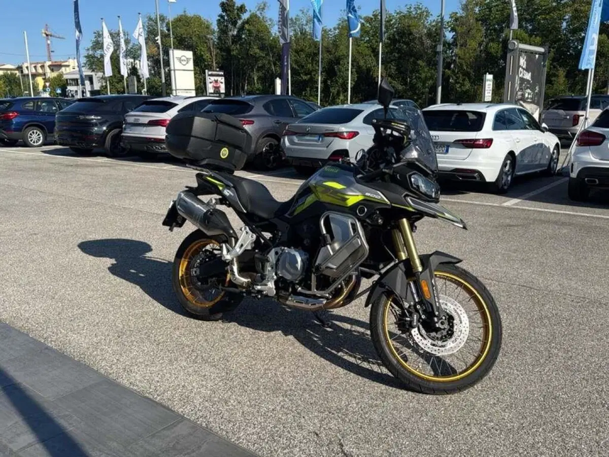 Voge Valico 900DSX (2024 - 26) (3)