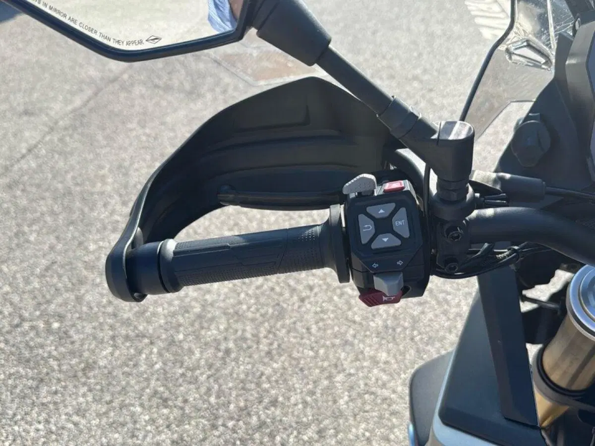 Voge Valico 900DSX (2024 - 26) (9)