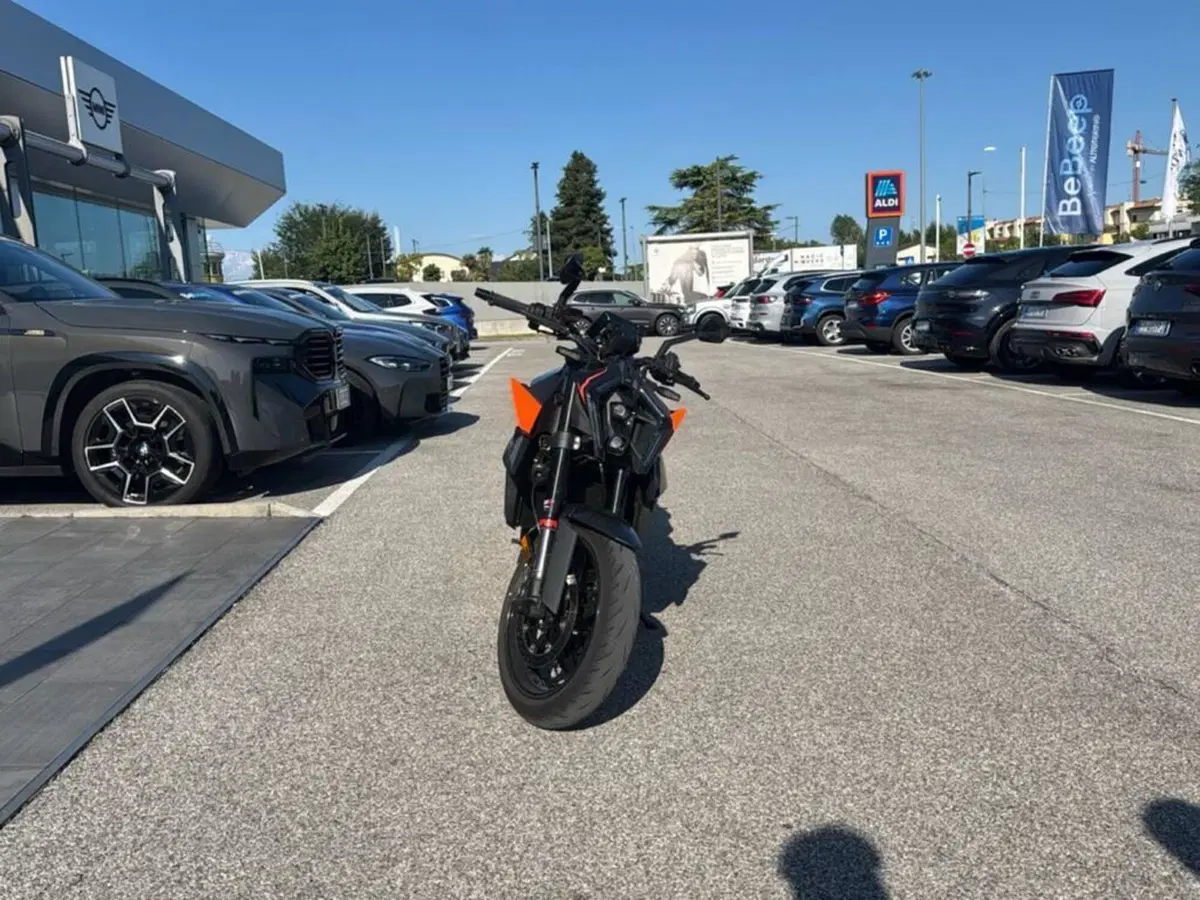 KTM 990 Duke (2024 - 26) (2)