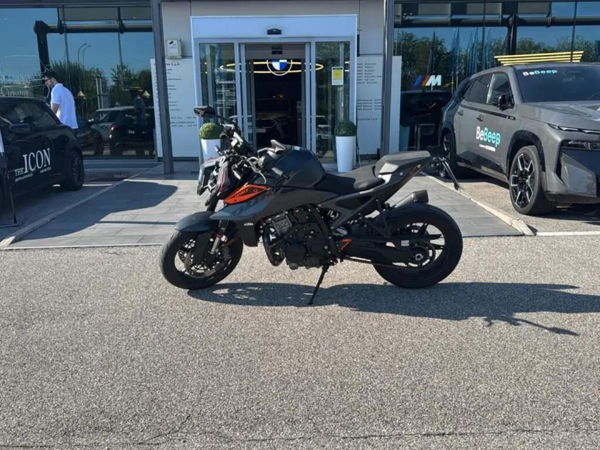 KTM 990 Duke (2024 - 26) (4)