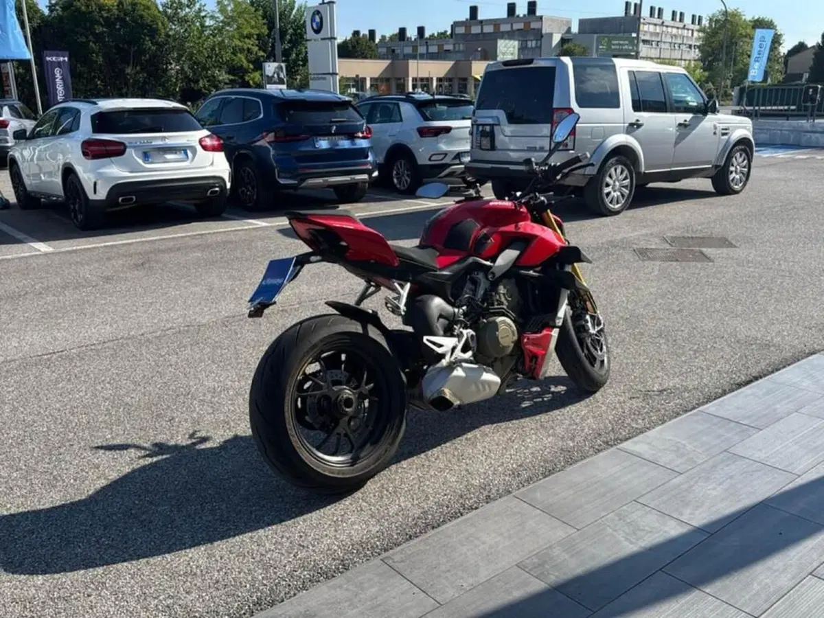 Ducati Streetfighter V4 1100 S (2021 - 22) (7)