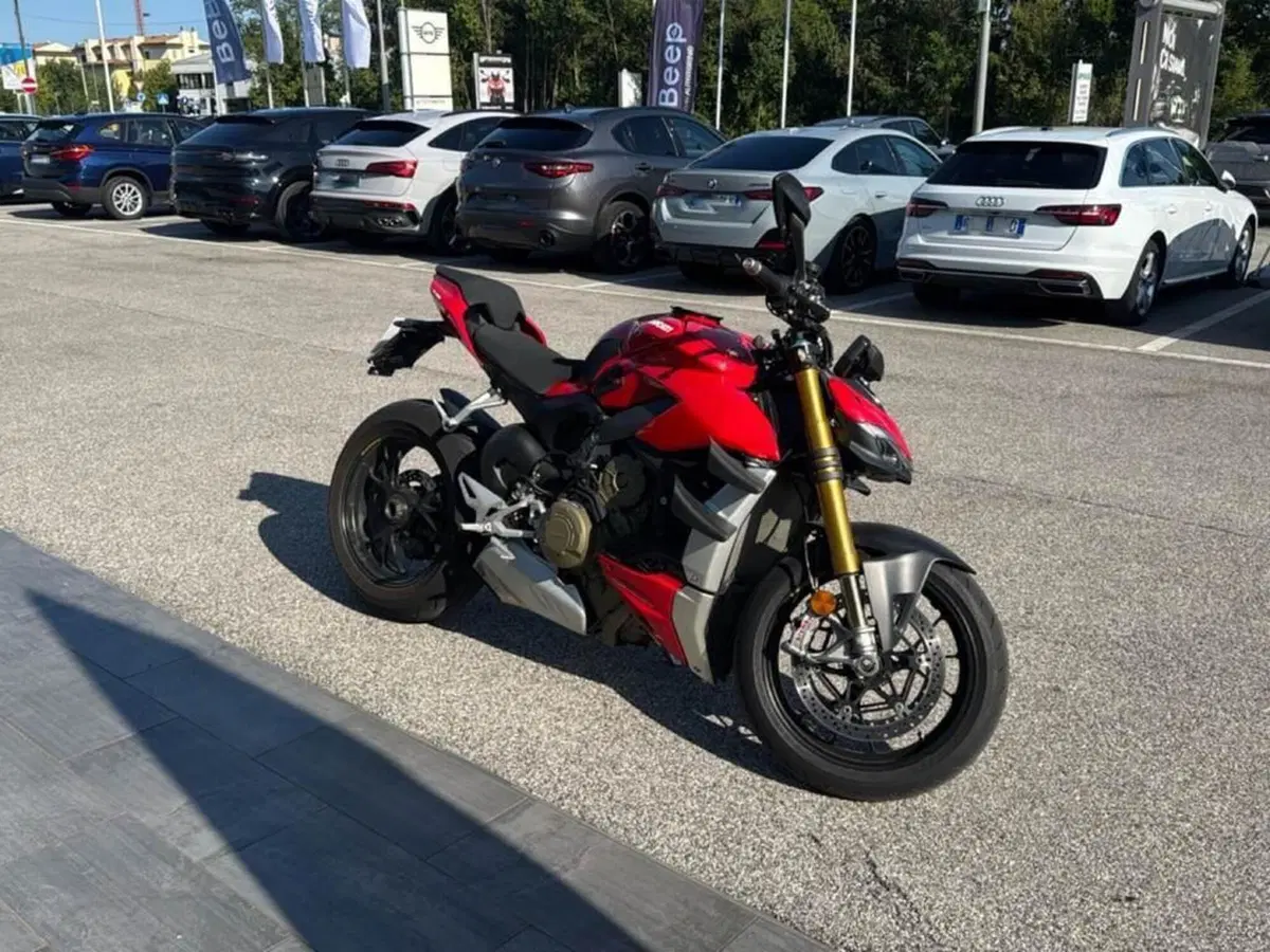 Ducati Streetfighter V4 1100 S (2021 - 22) (3)