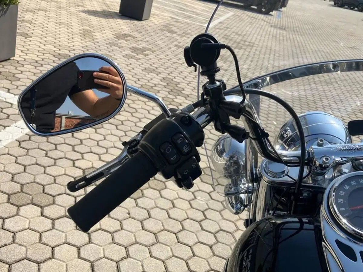 Harley-Davidson 114 Heritage Classic (2018 - 20) - FLHCS (9)