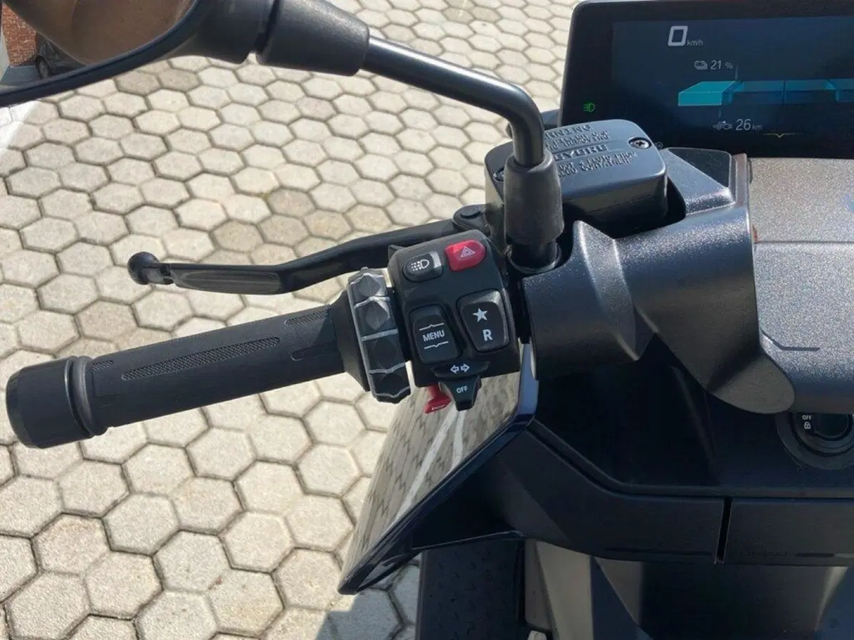 Bmw CE 04 (2021 - 25) (9)