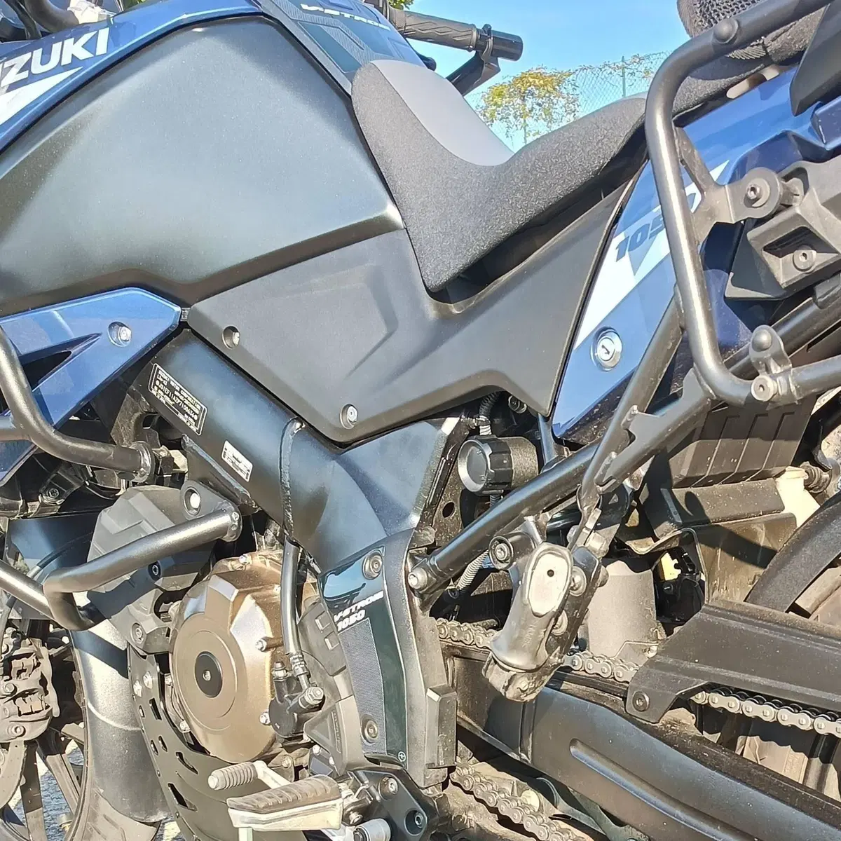Suzuki V-Strom 1050SE (2023 - 24) (6)
