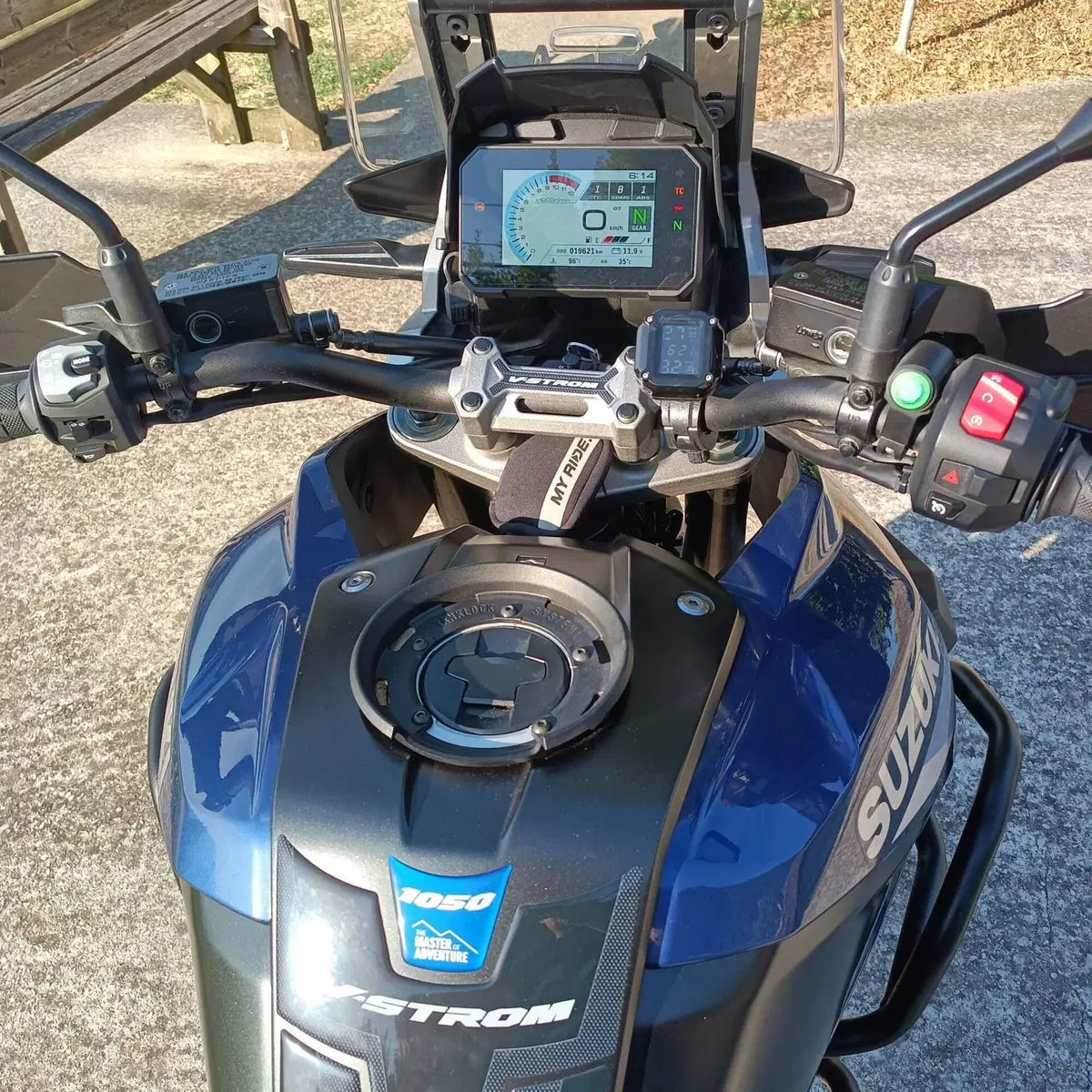 Suzuki V-Strom 1050SE (2023 - 24) (7)