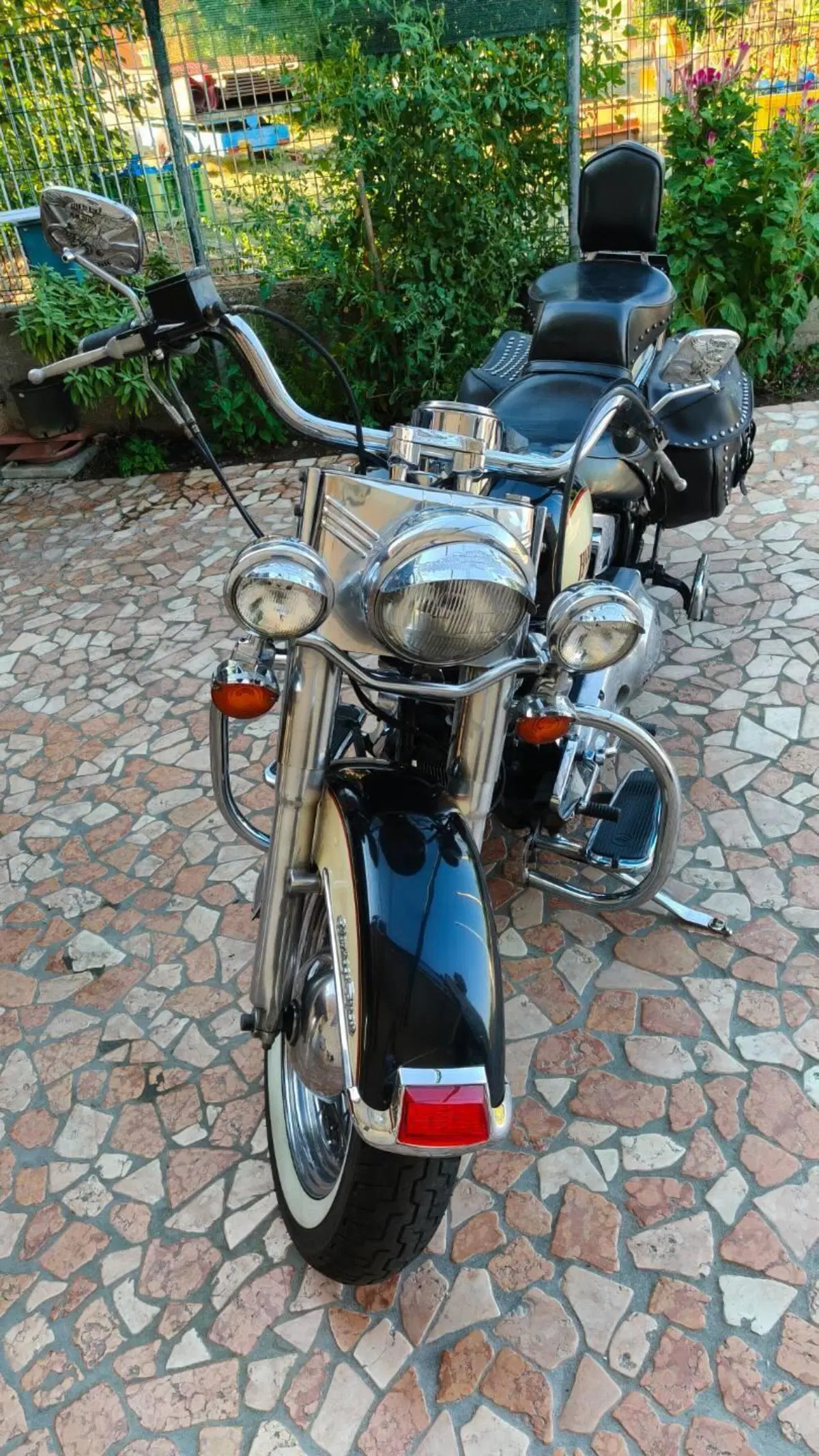 Harley-Davidson 1340 Heritage Classic (1984 - 98) - FLSTC (3)