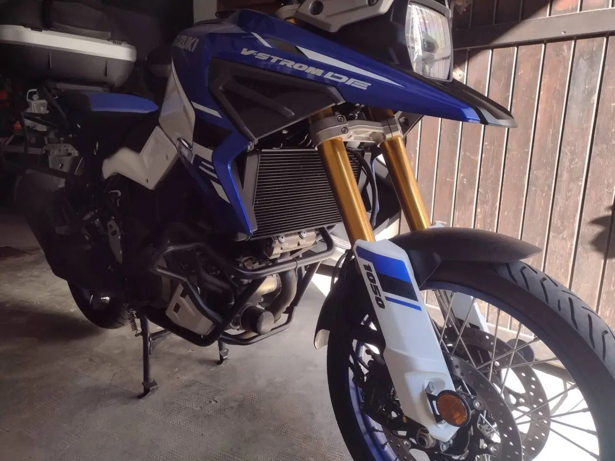 Suzuki V-Strom 1050DE (2023 - 24) (9)