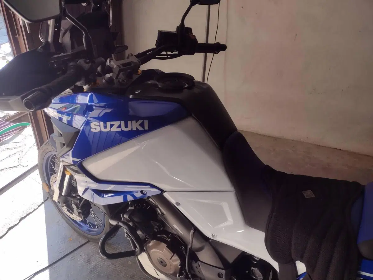 Suzuki V-Strom 1050DE (2023 - 24) (10)