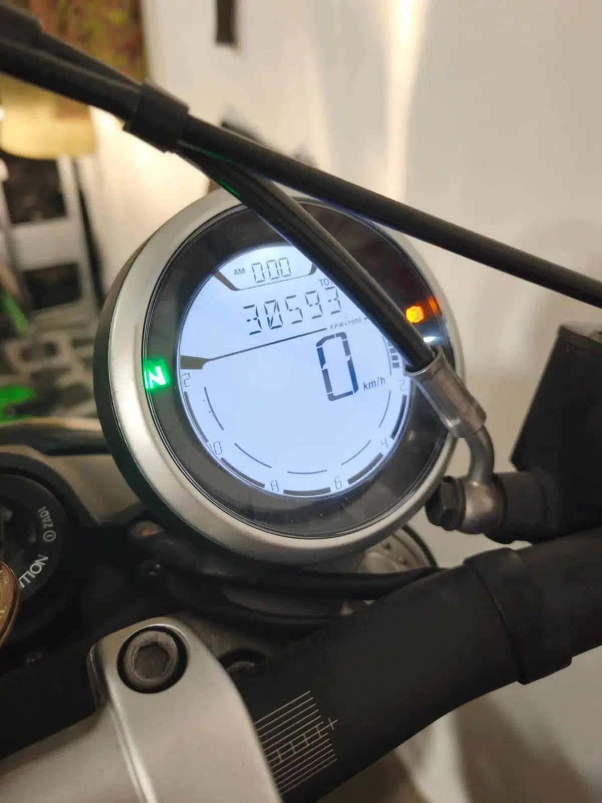 Ducati Scrambler 800 Full Throttle (2015 - 16) (5)